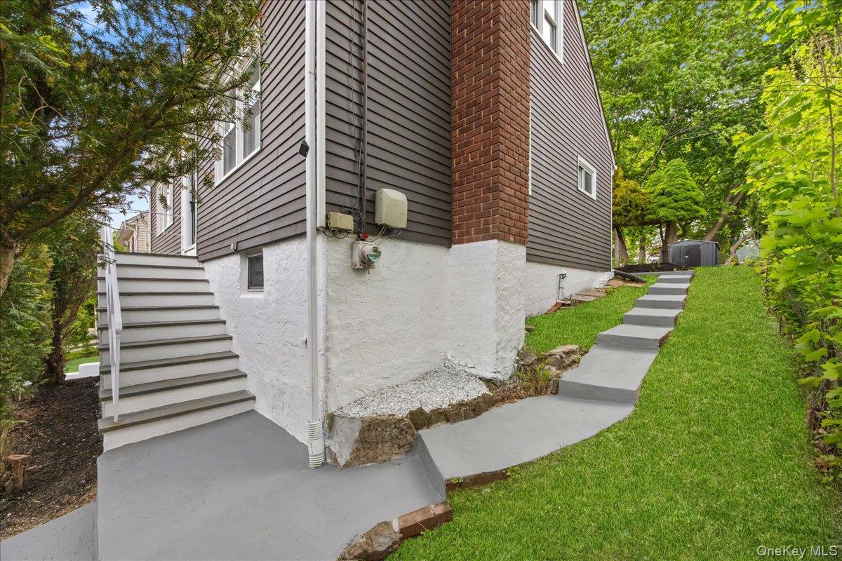 45 N Perkins Avenue Photo 33
