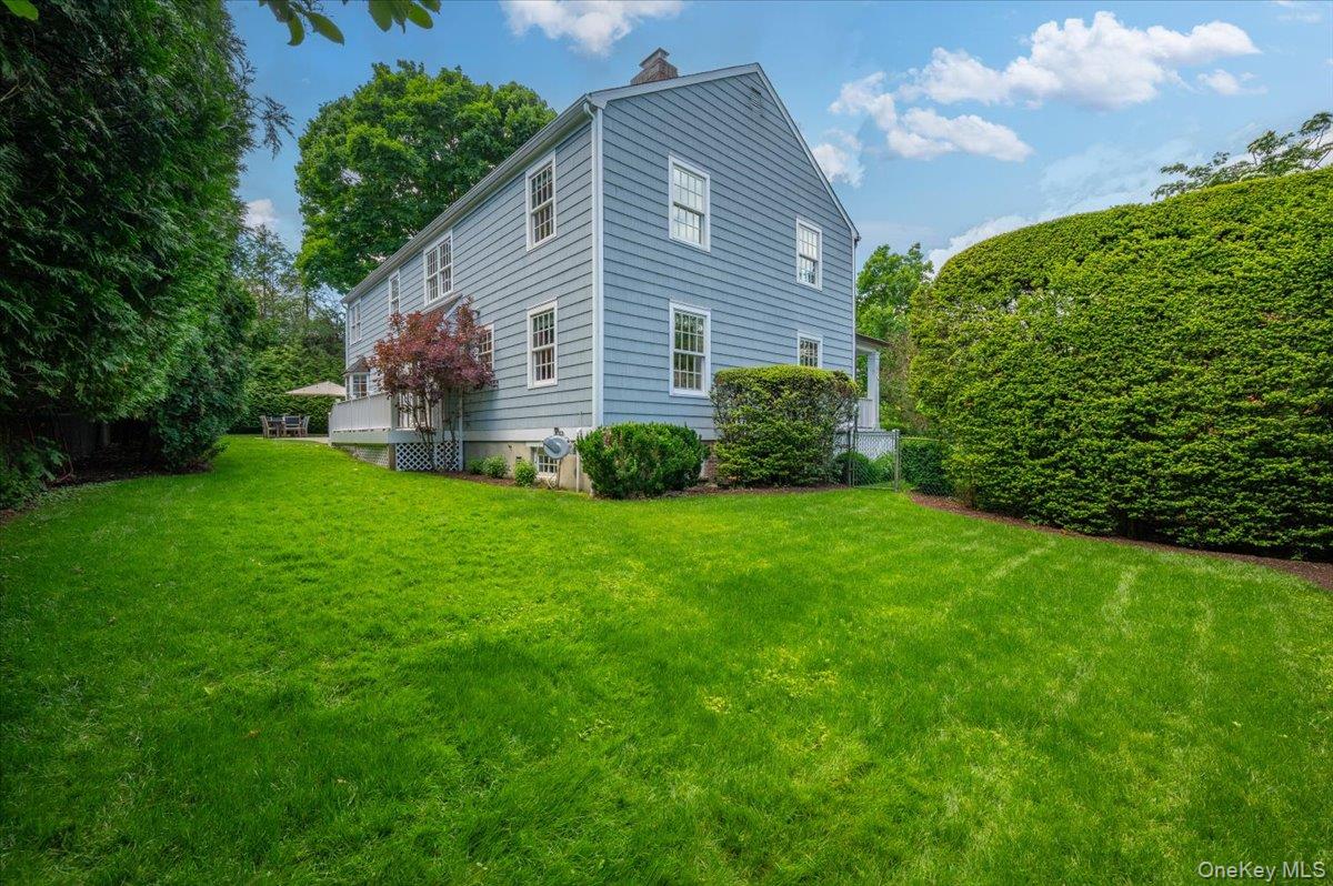 1 Elm Avenue Photo 29