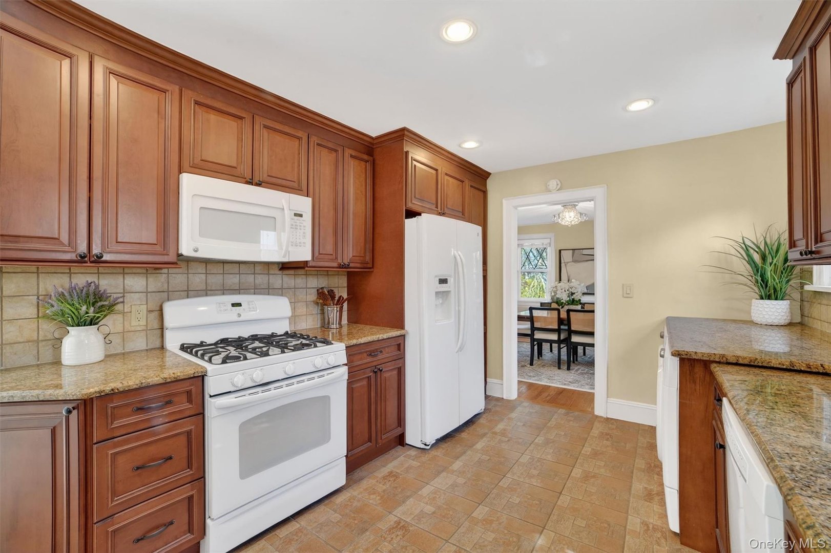 404 Bronxville Road Photo 21