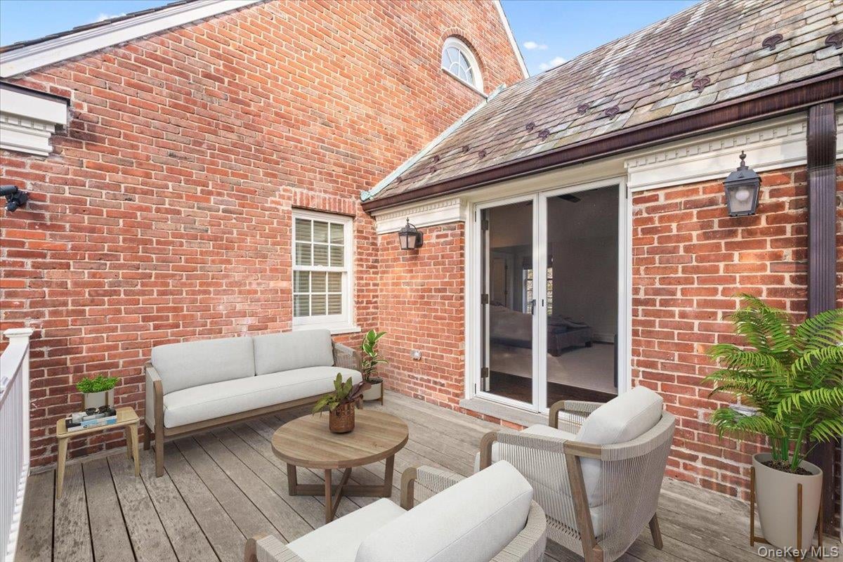 27 Kensington Road Photo 24