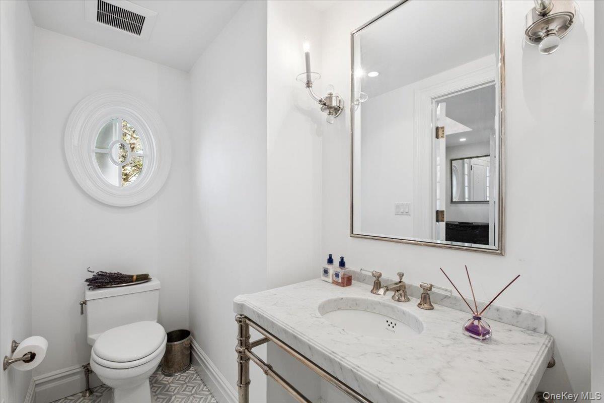 27 Kensington Road Photo 6