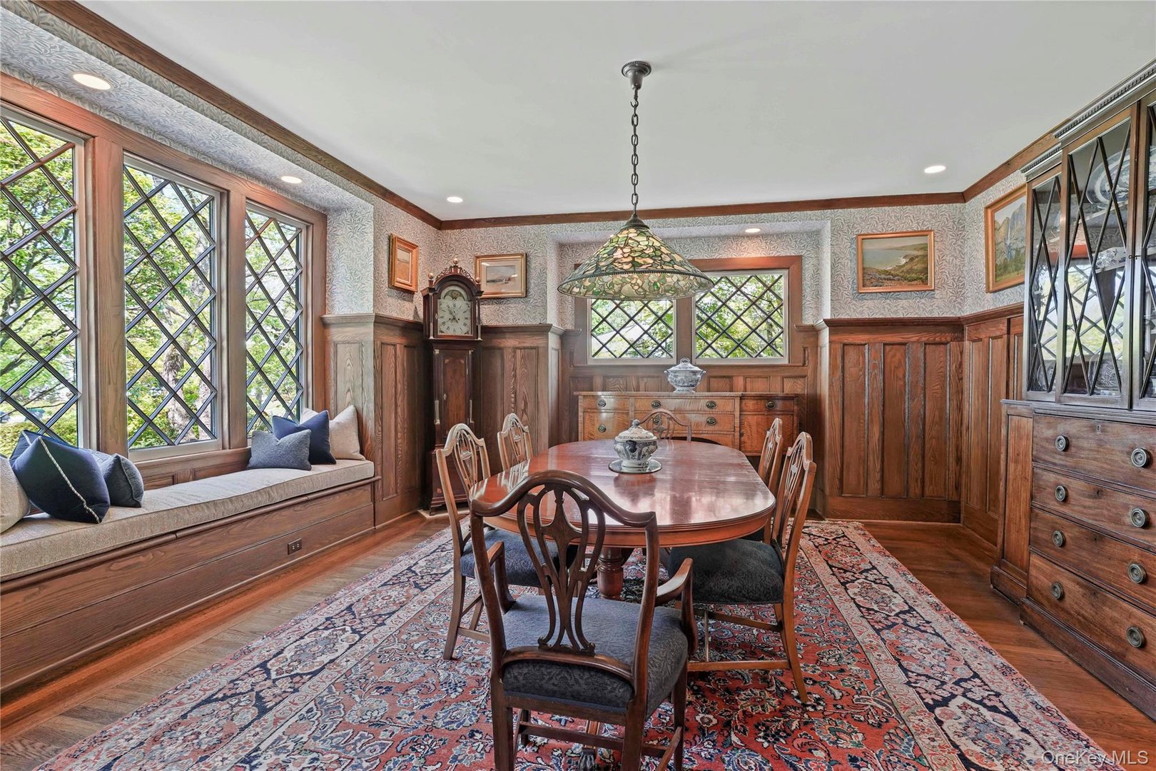 240 Monterey Avenue Photo 8