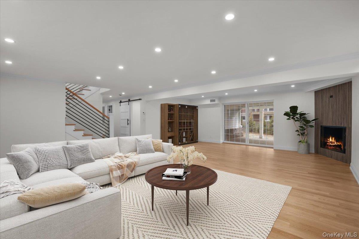 2 Willa Way Photo 37