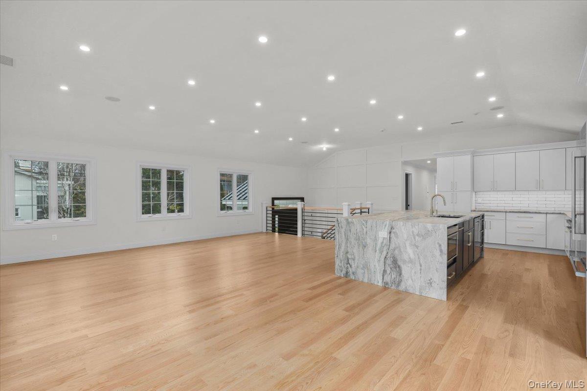 2 Willa Way Photo 15