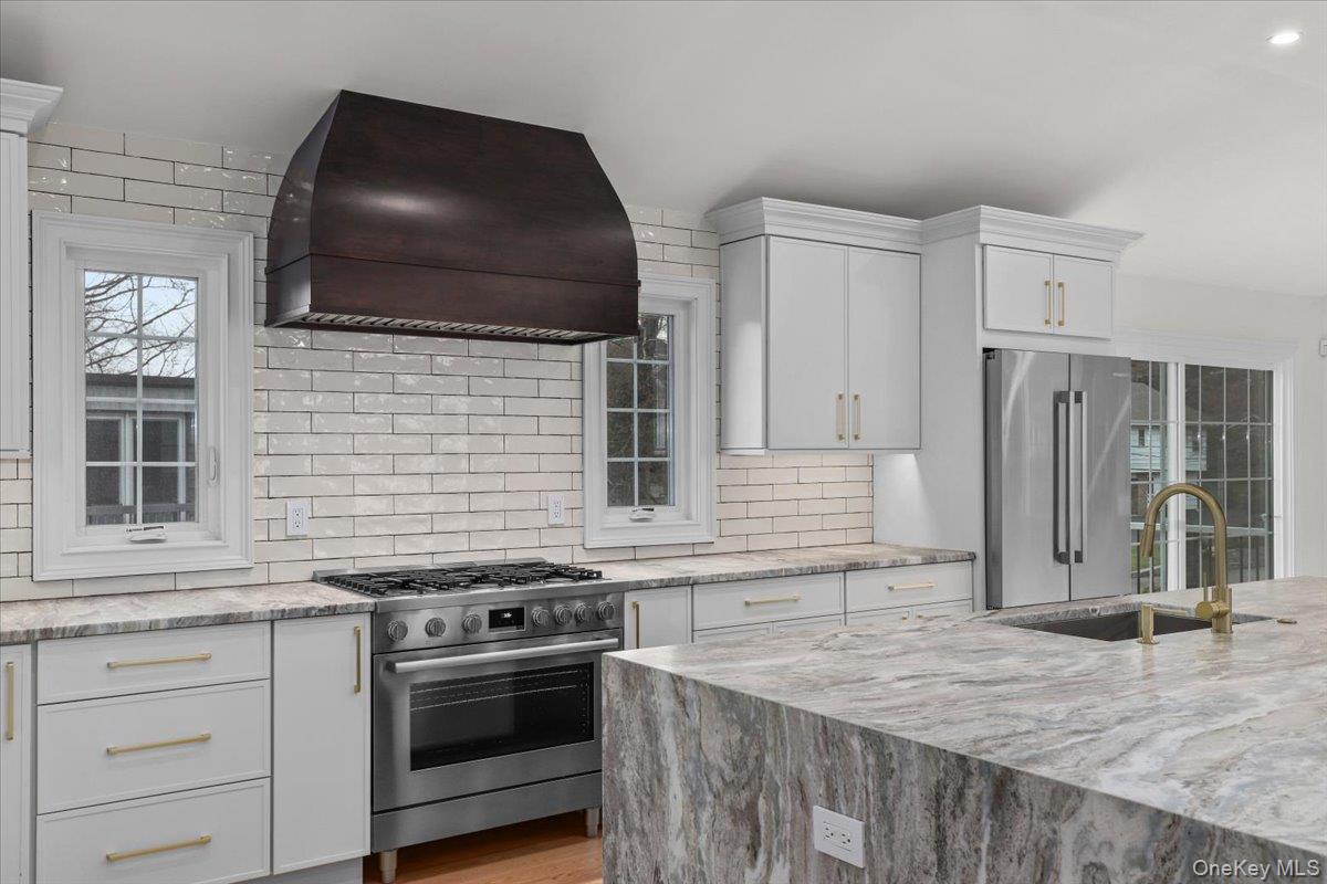 2 Willa Way Photo 10