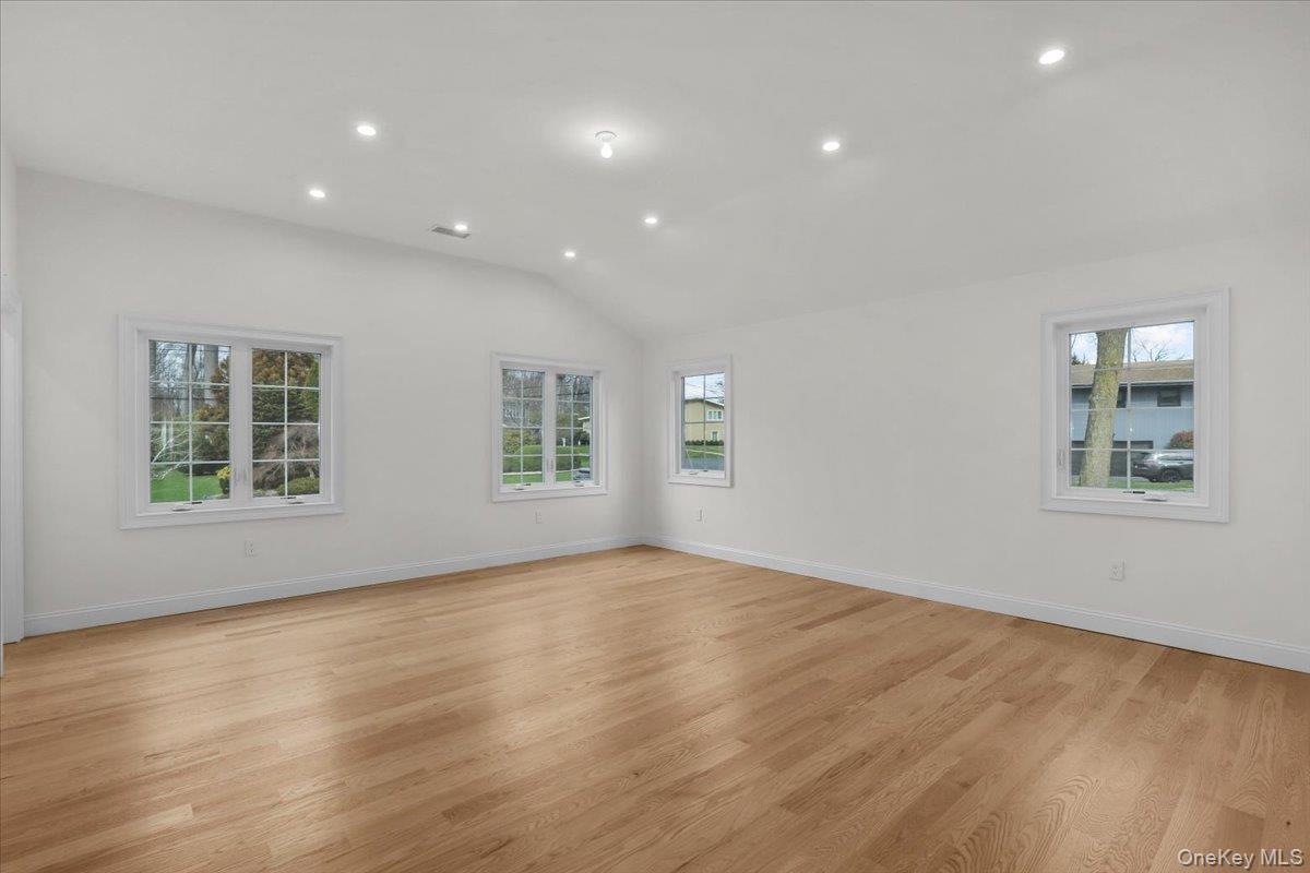 2 Willa Way Photo 20