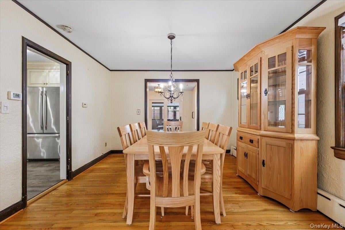 212 Manhattan Avenue Photo 10