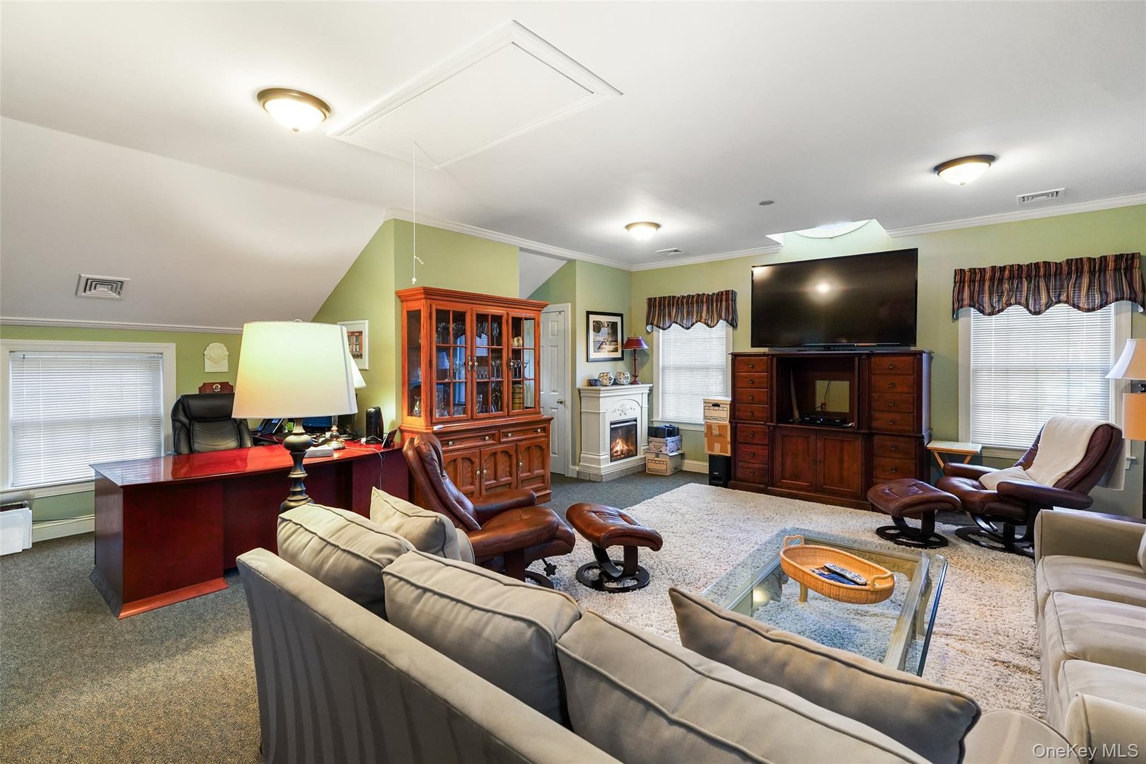 135 Bedford Road Photo 18