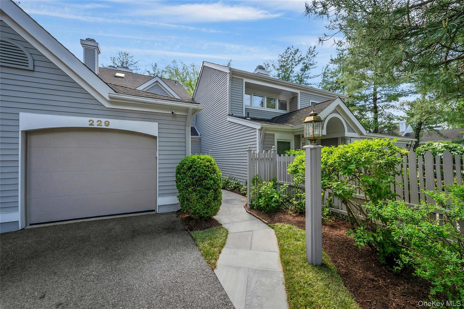 229 Boulder Ridge Road Photo 1