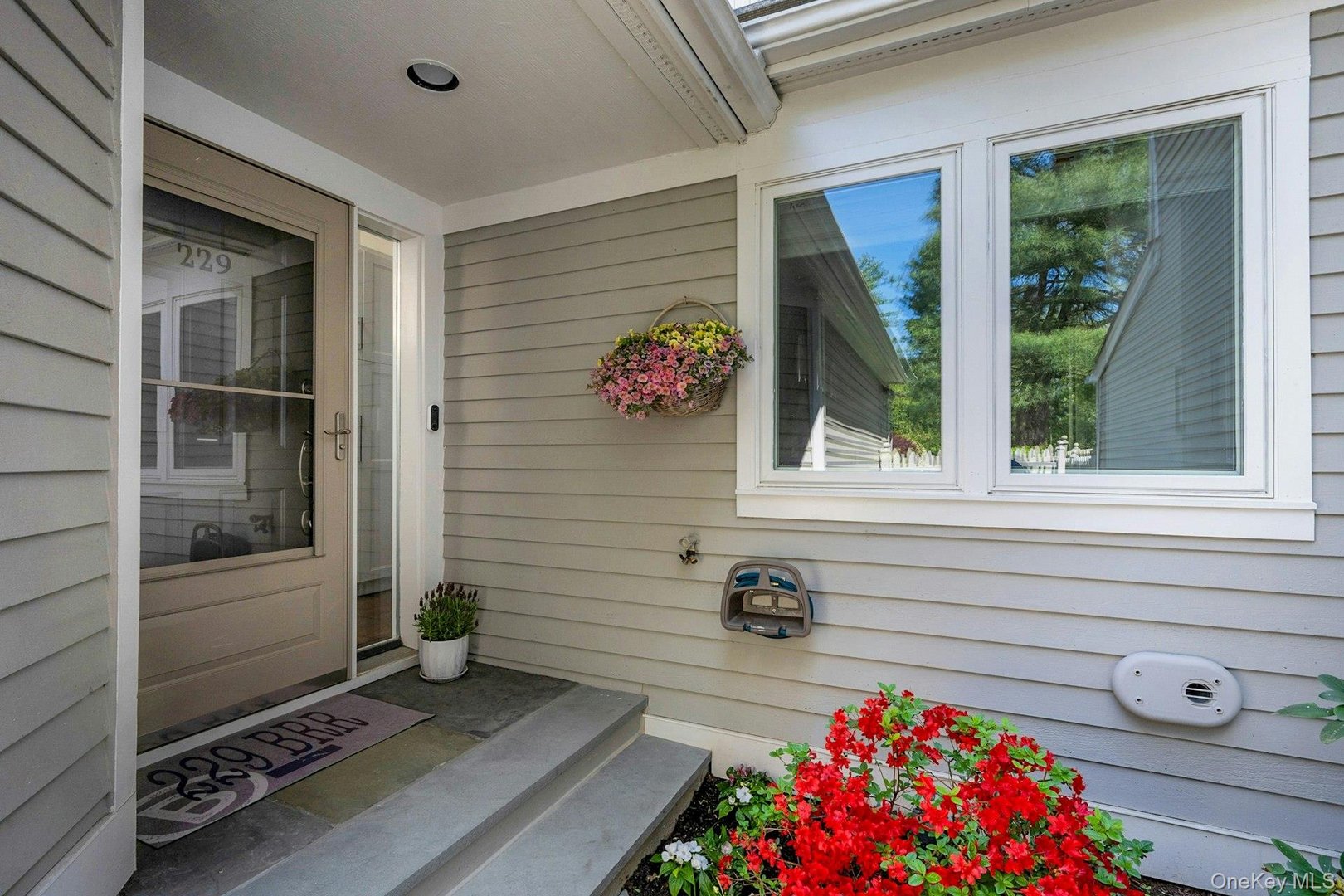 229 Boulder Ridge Road Photo 3