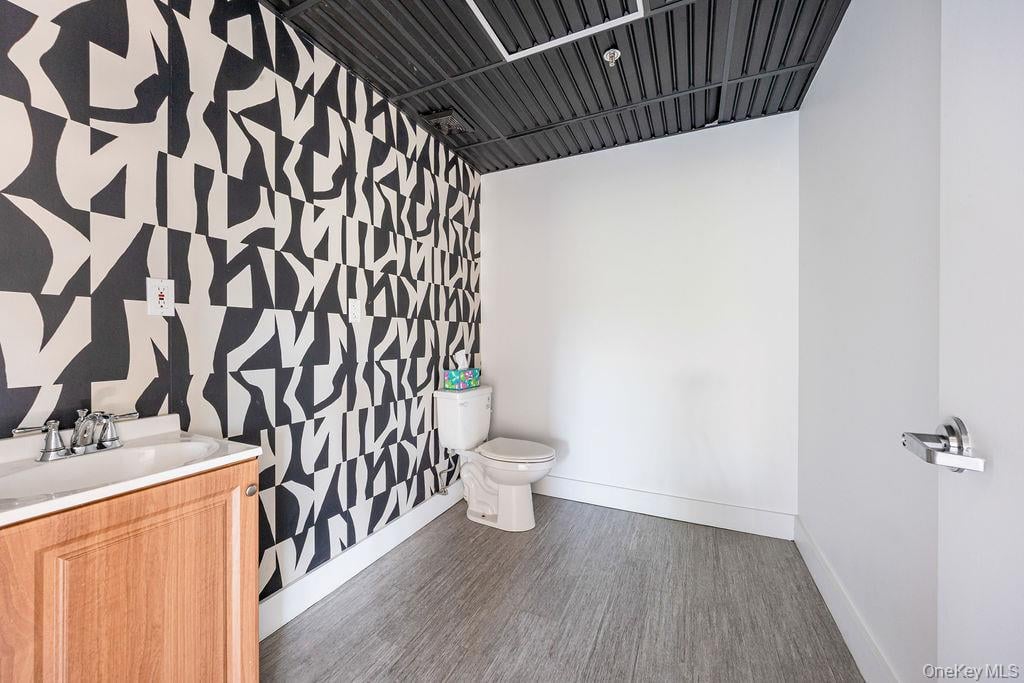 7 Elmwood Drive Photo 12