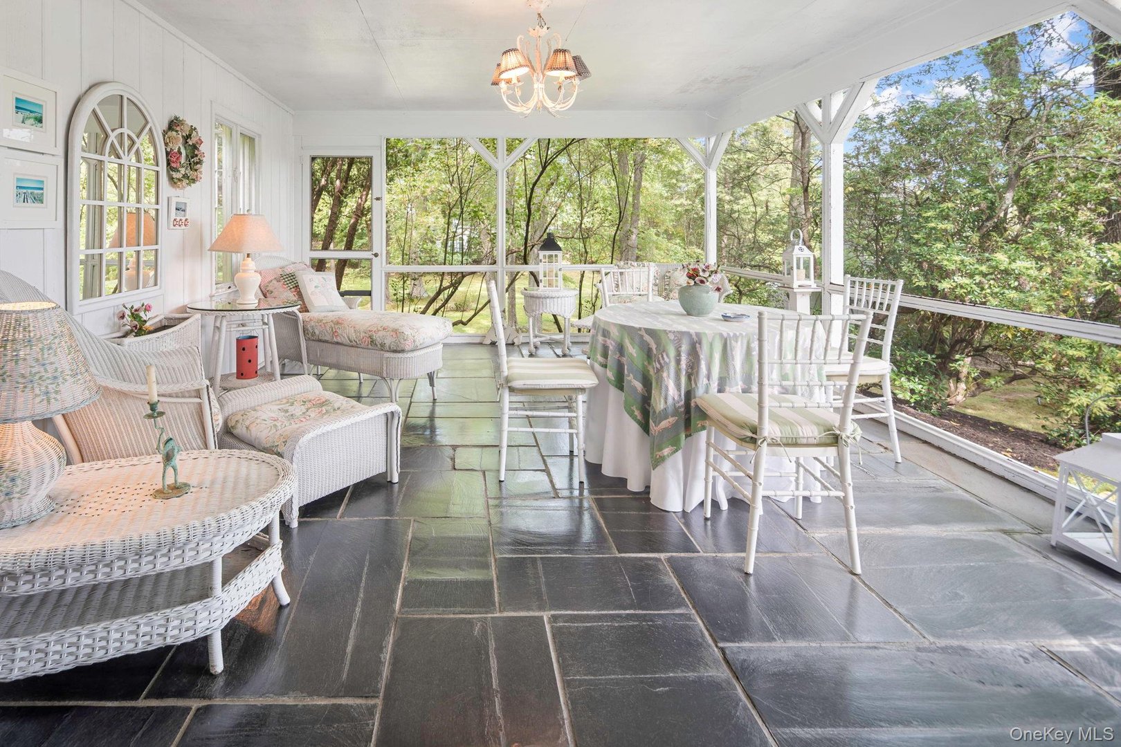 93 Cross Pond Road Photo 17