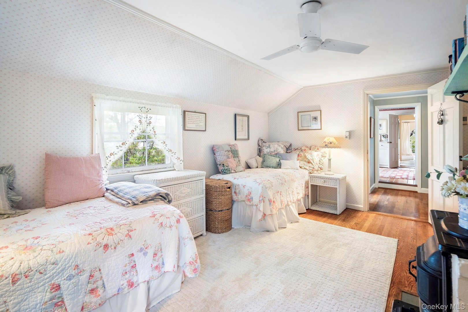 93 Cross Pond Road Photo 24