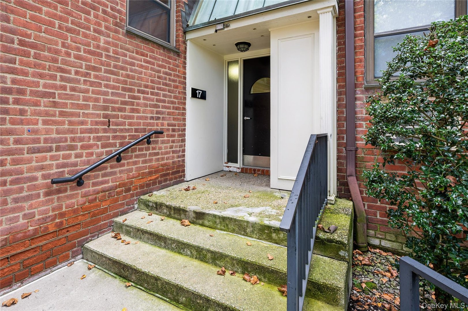 17 Manor House Drive  #K13 Photo 3