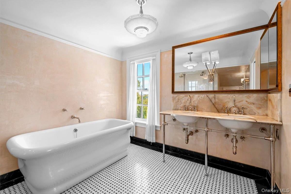 245 River Road Photo 29