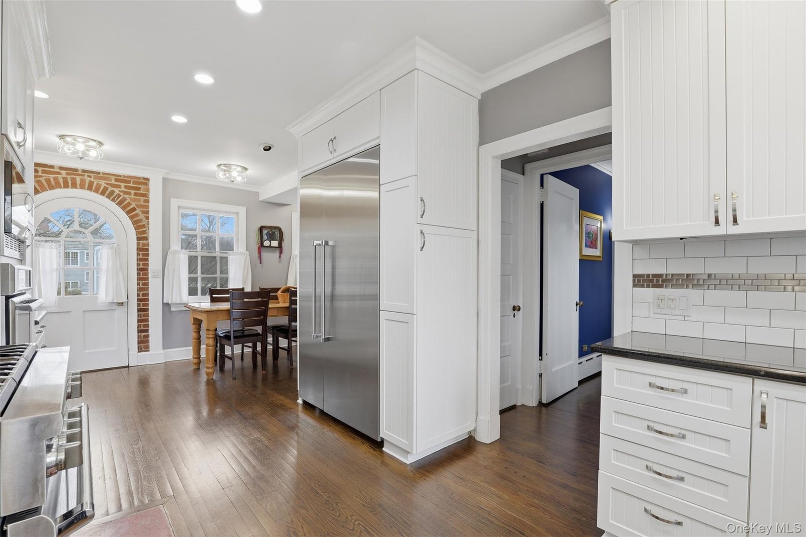 12 Little John Place Photo 11