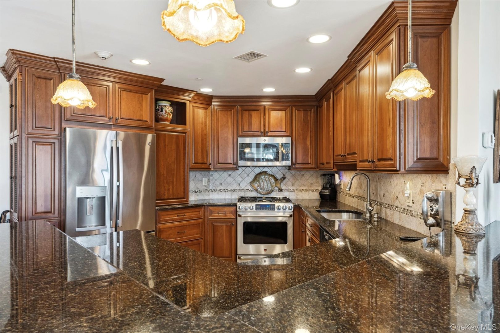 207 Devries Court Photo 13