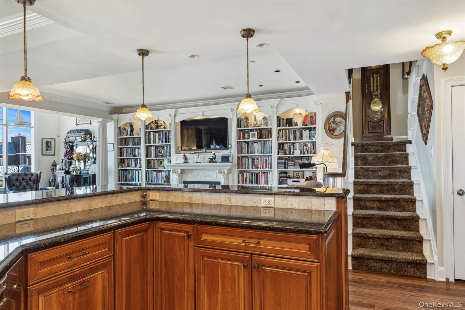 207 Devries Court Photo 14