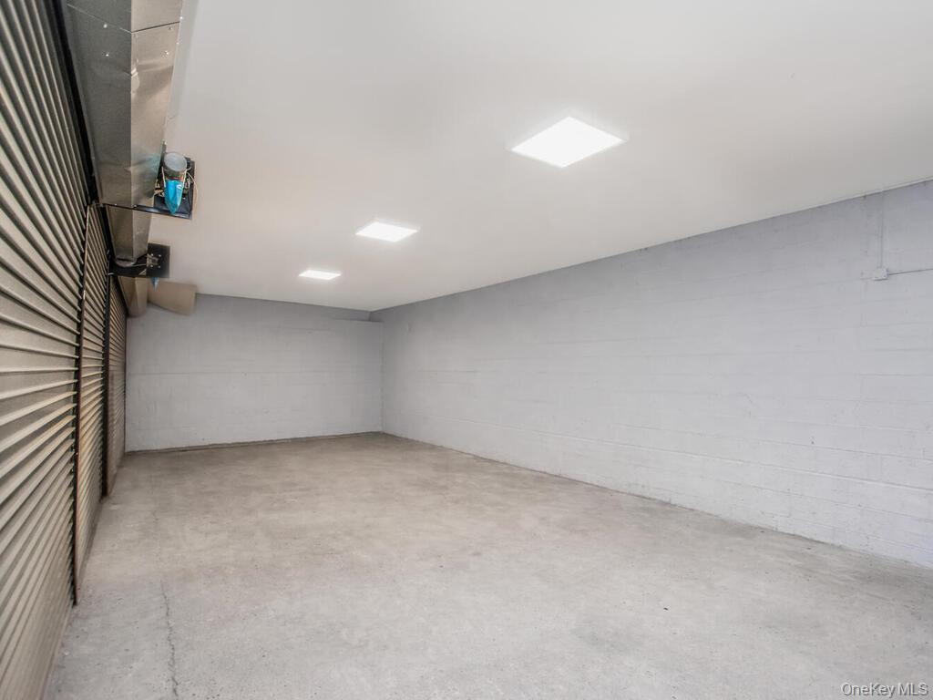 200 W 1st Street Photo 20