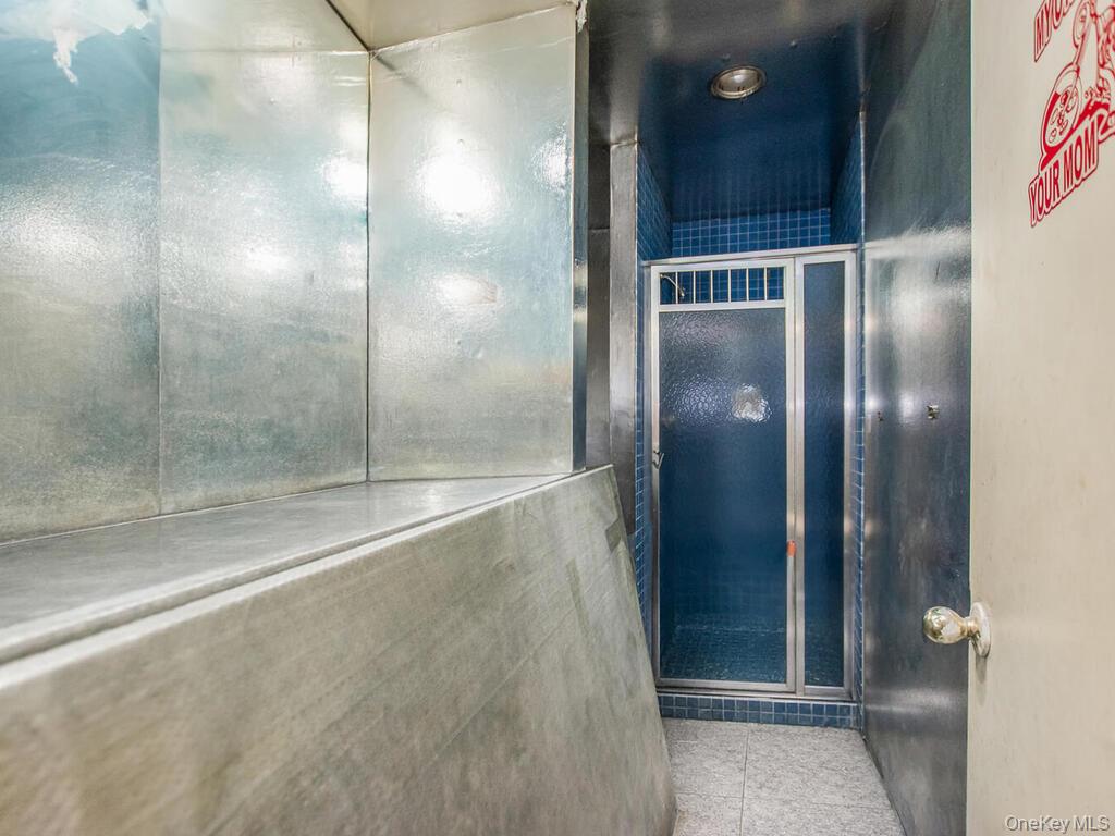 200 W 1st Street Photo 12