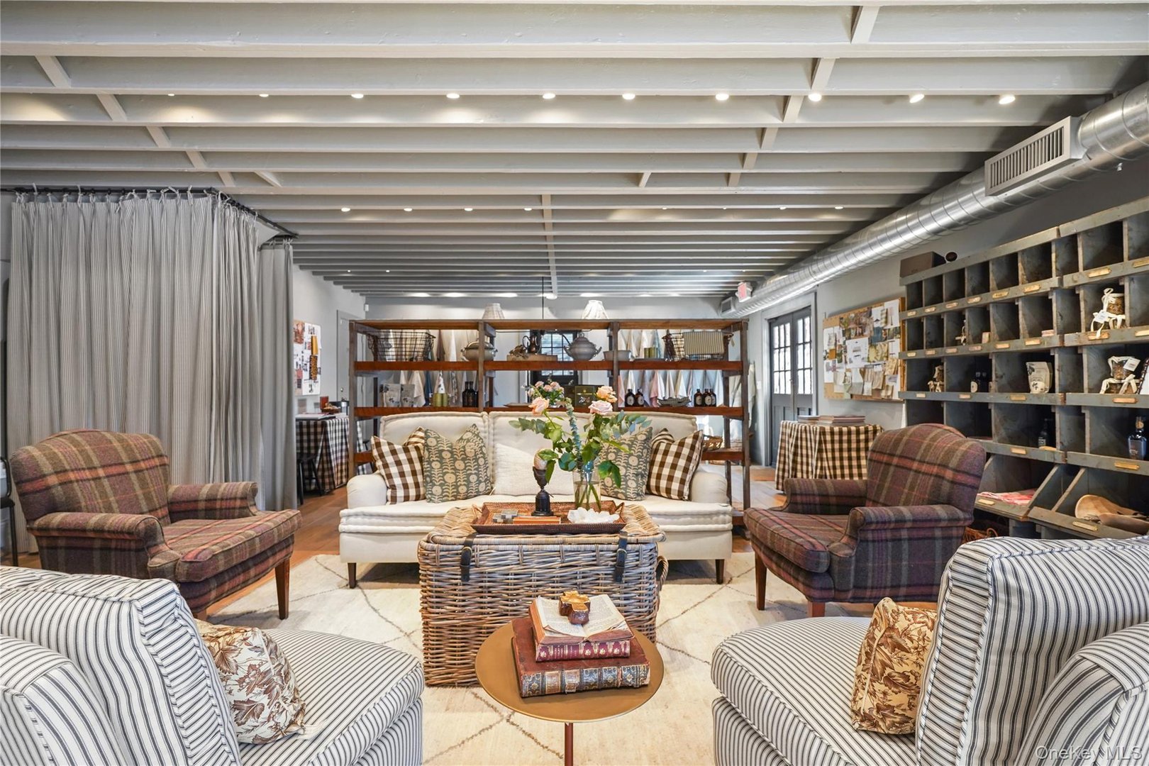 259 Westchester Avenue Photo 15