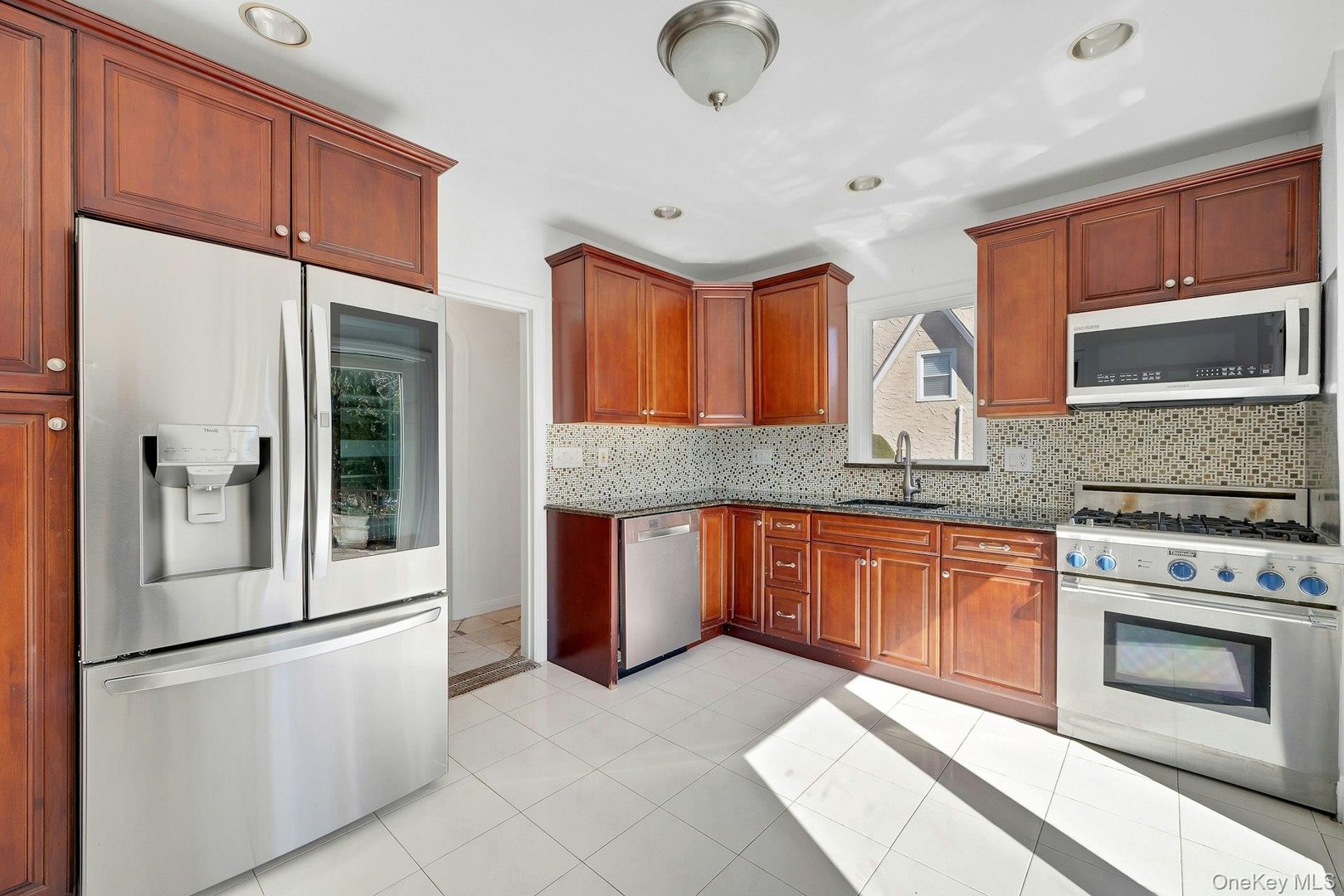156 Park Drive Photo 11