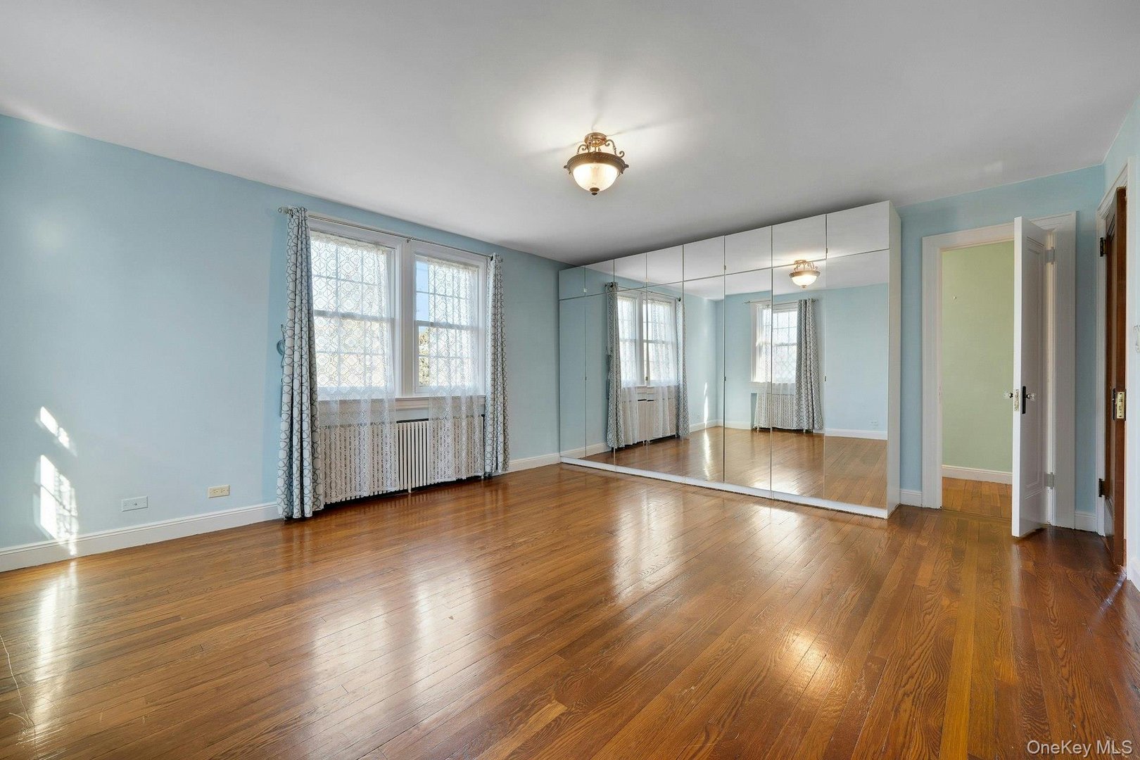 156 Park Drive Photo 17