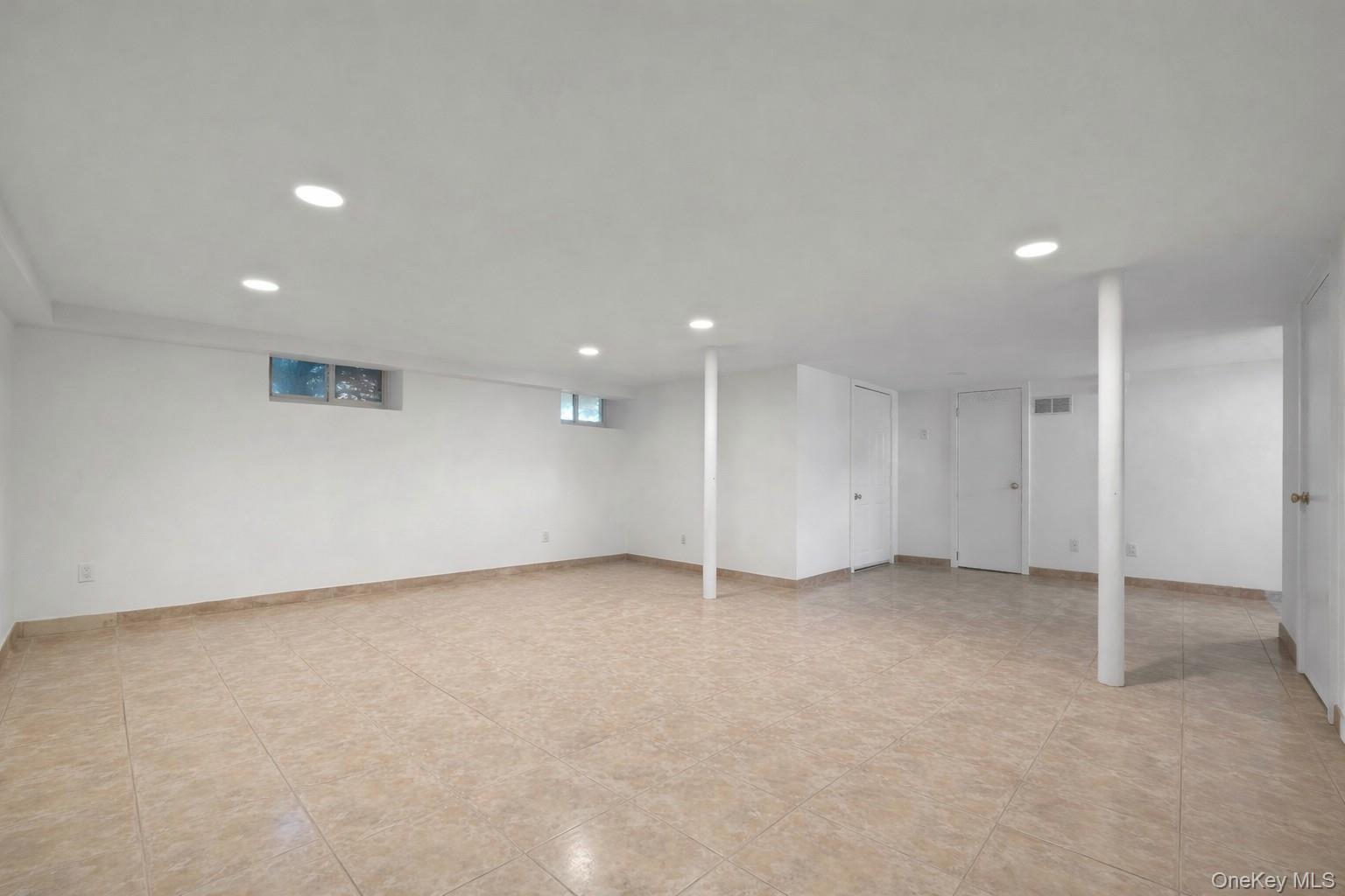 156 Park Drive Photo 27