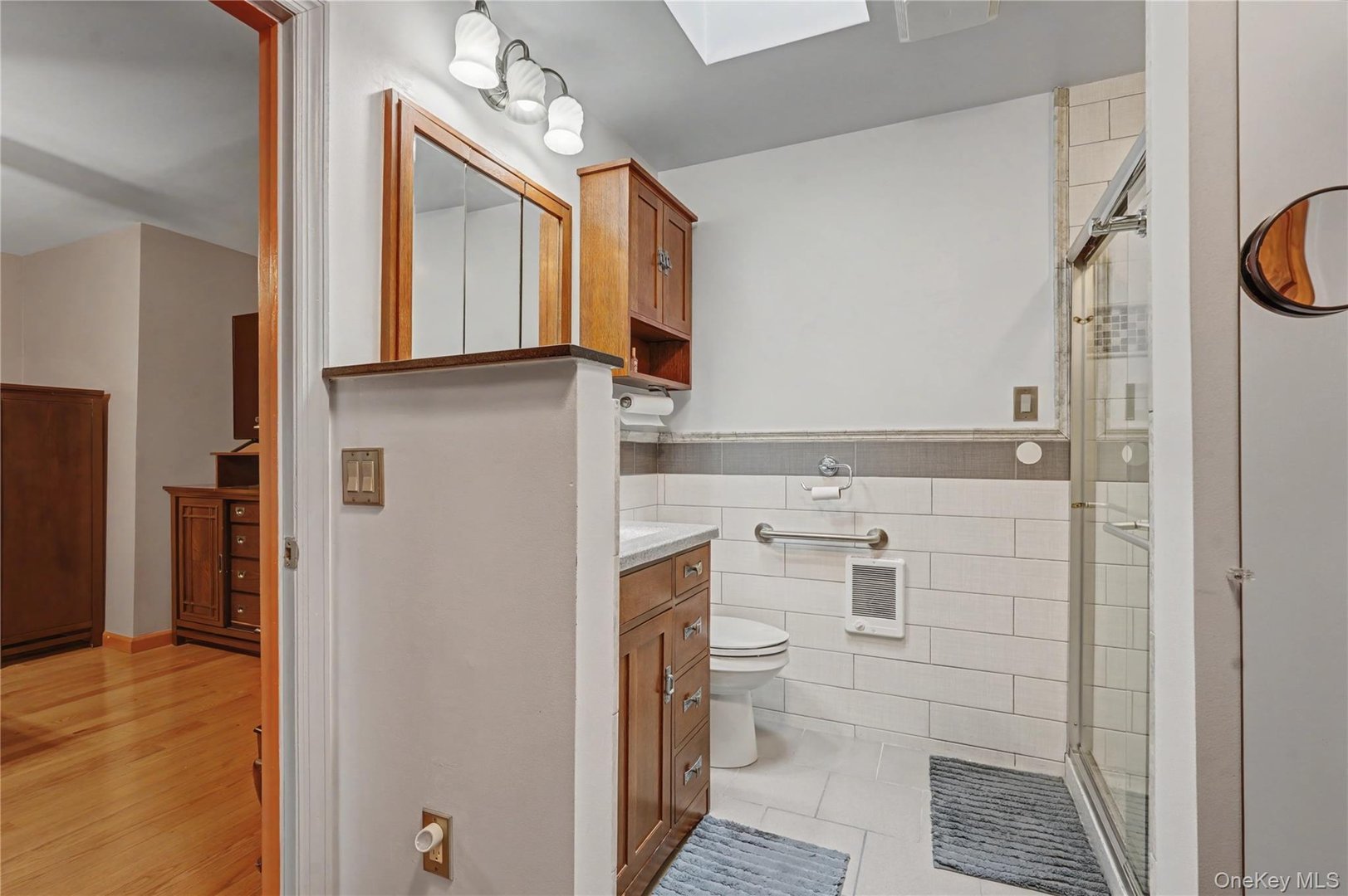 25 Joyce Road Photo 11