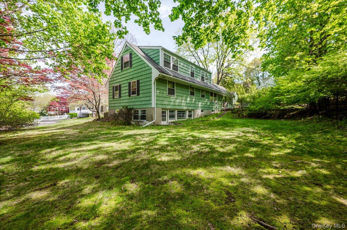 44 Emery Street Photo 23