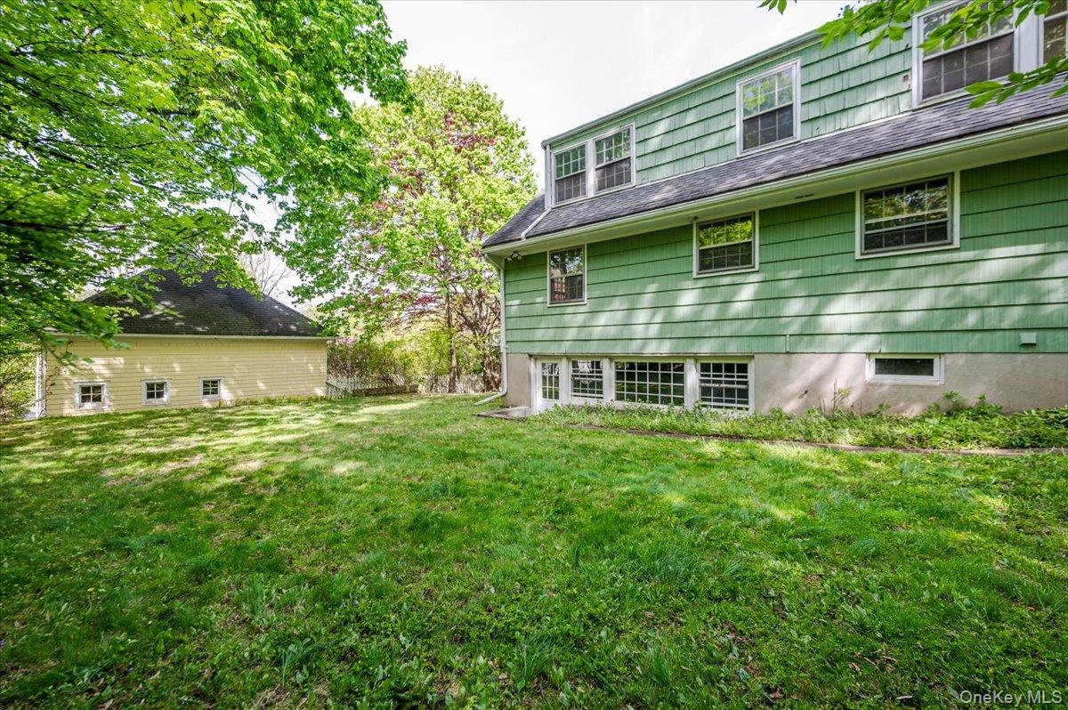 44 Emery Street Photo 24