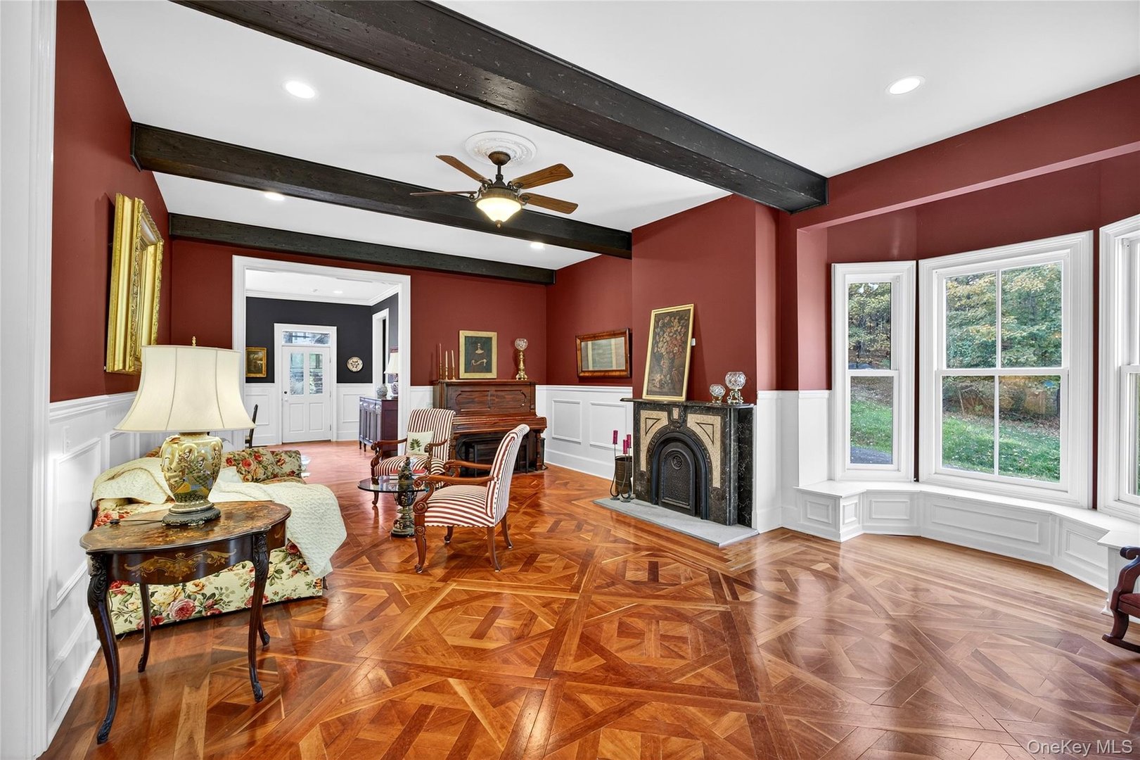 250 Route 100 Photo 7