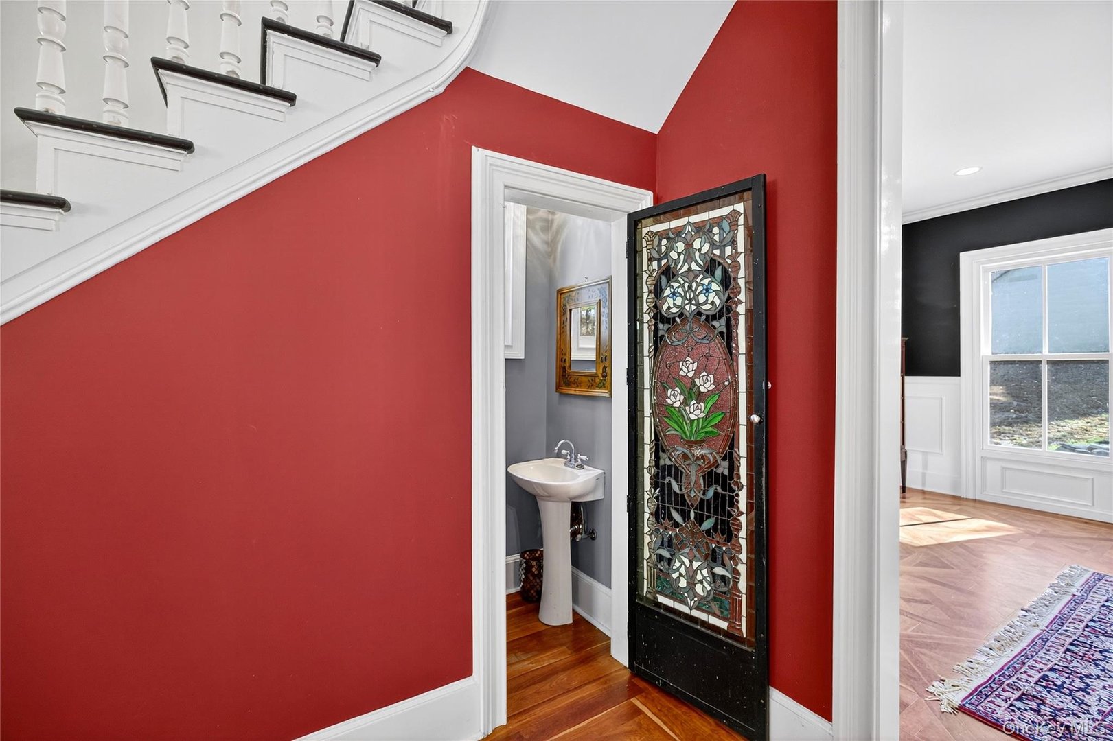 250 Route 100 Photo 18