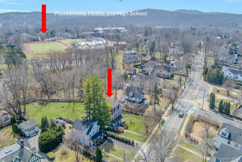 280 Bedford Road Photo 42