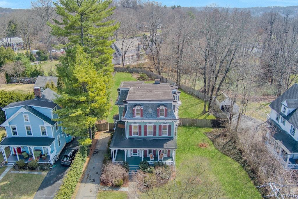 280 Bedford Road Photo 39