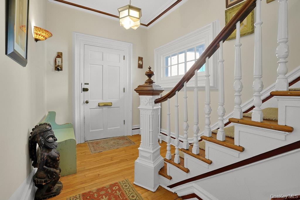 280 Bedford Road Photo 7