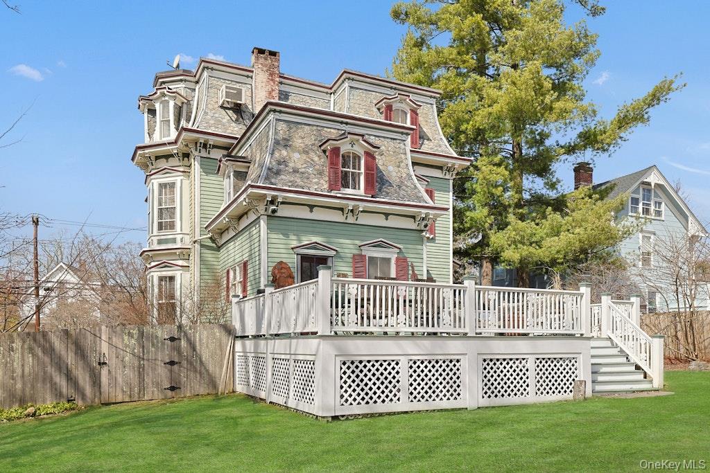 280 Bedford Road Photo 33