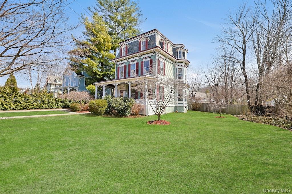 280 Bedford Road Photo 4