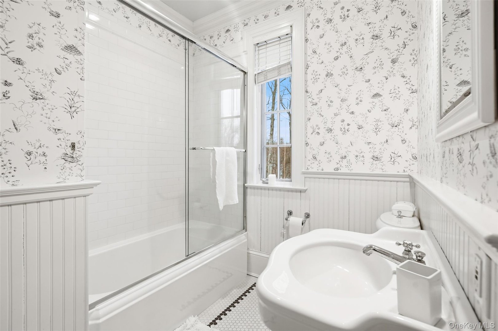 5 Rock Shelter Photo 21