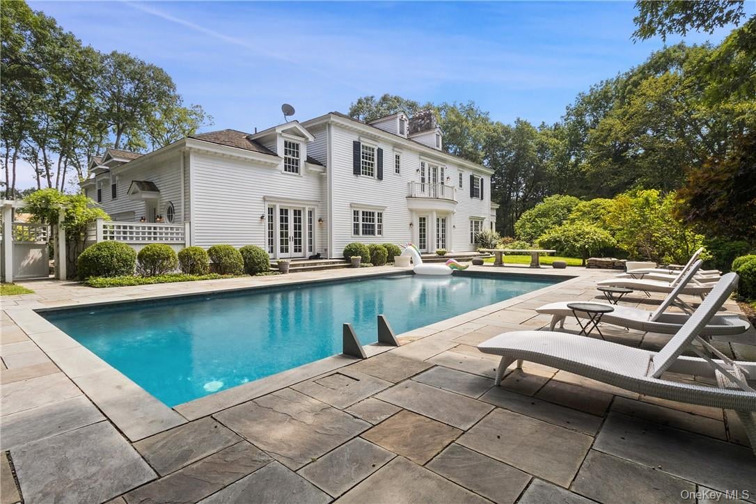 5 Rock Shelter Photo 1