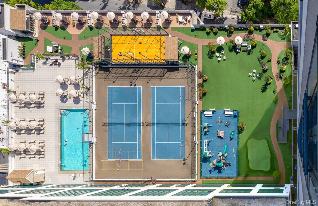 10 City Place  #16D Photo 33