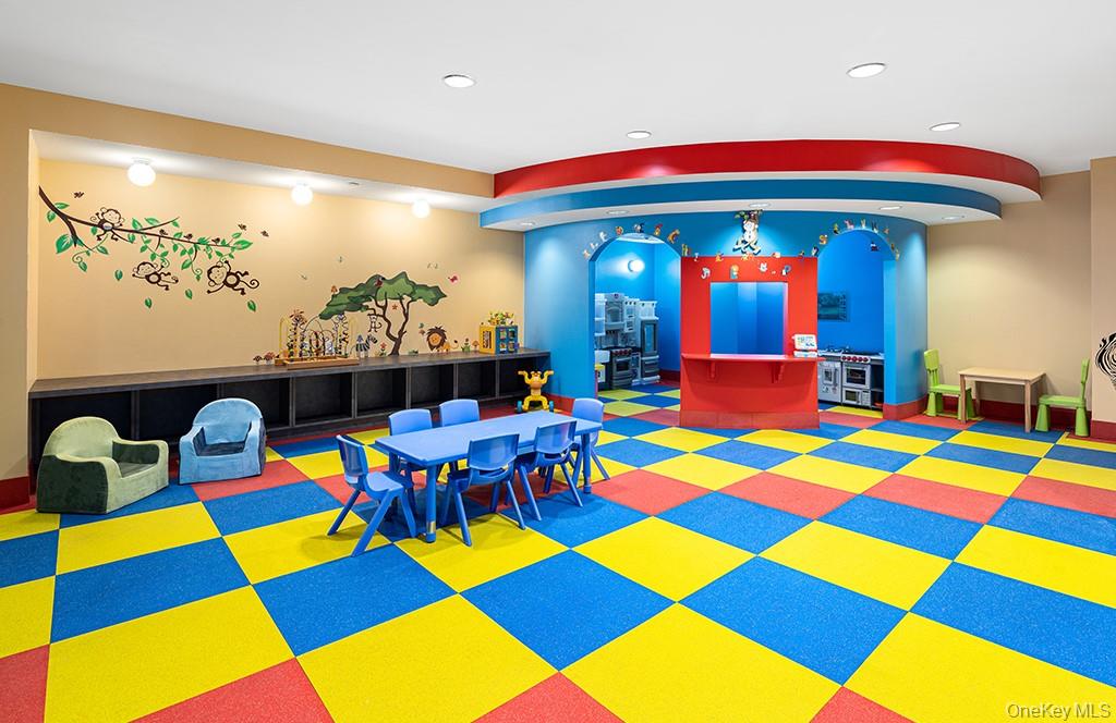 10 City Place  #16D Photo 38