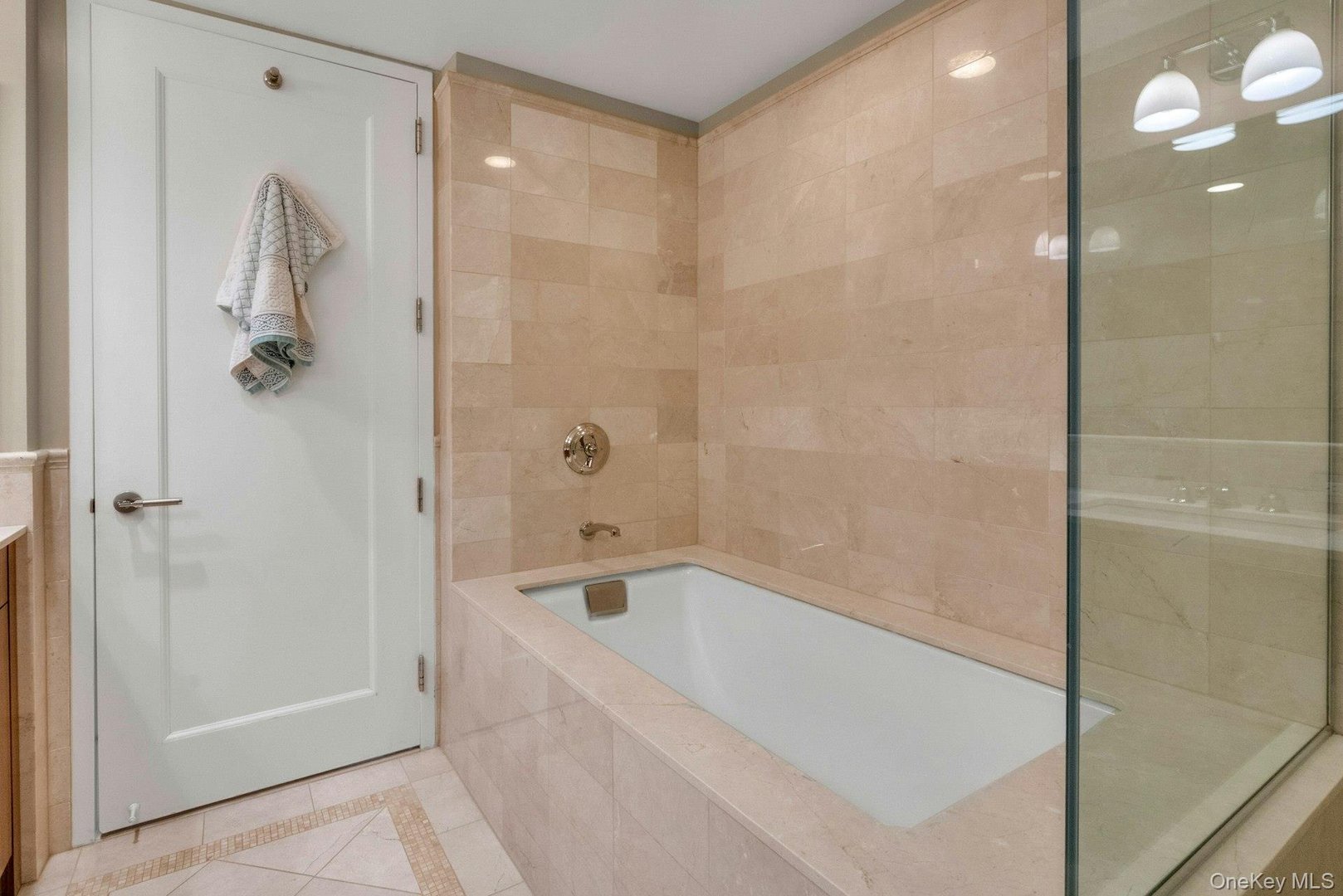 10 City Place  #16D Photo 19