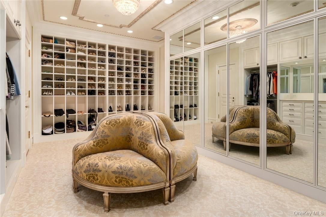 17 Cowdray Park Drive Photo 18