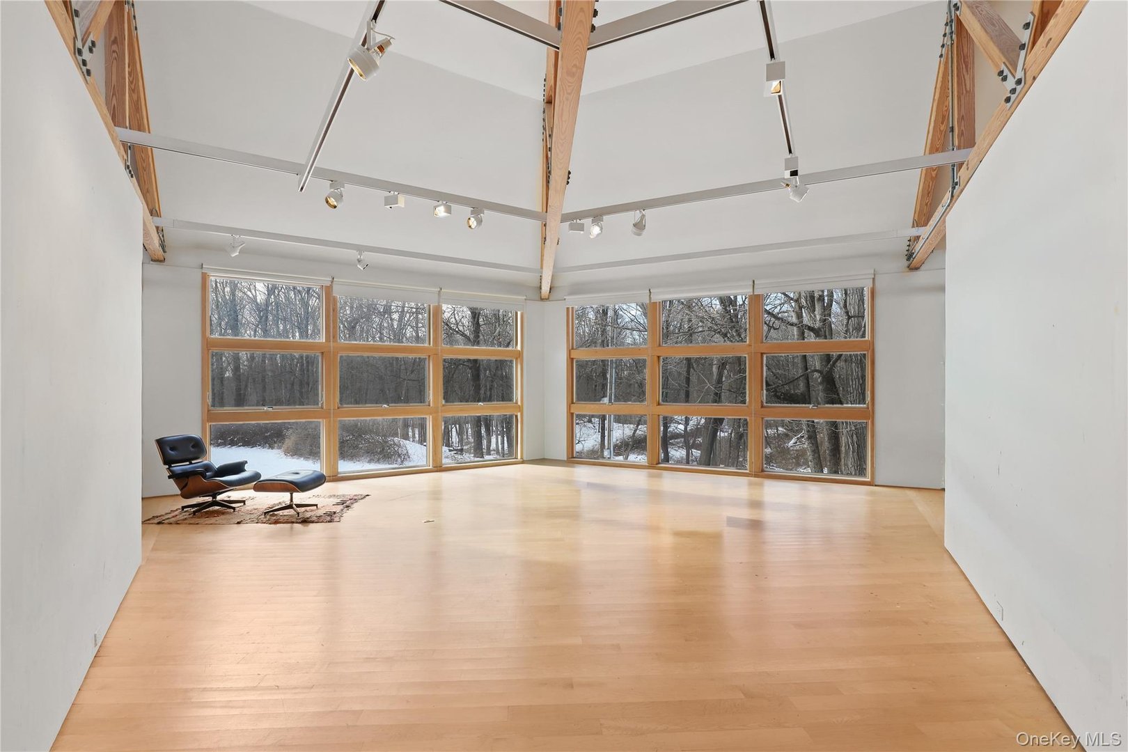 64 Pound Ridge Road Photo 5