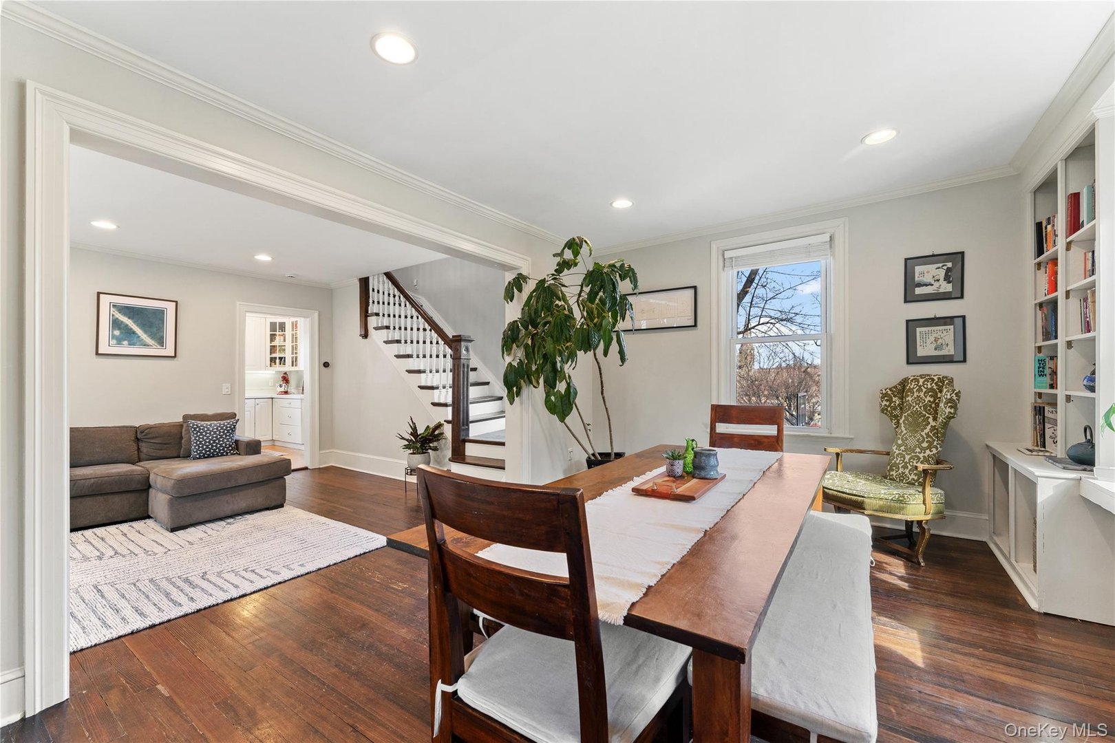 91 Grove Street Photo 3