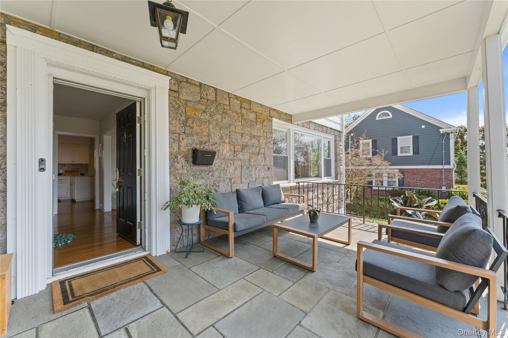 206 Palisade Avenue Photo 4