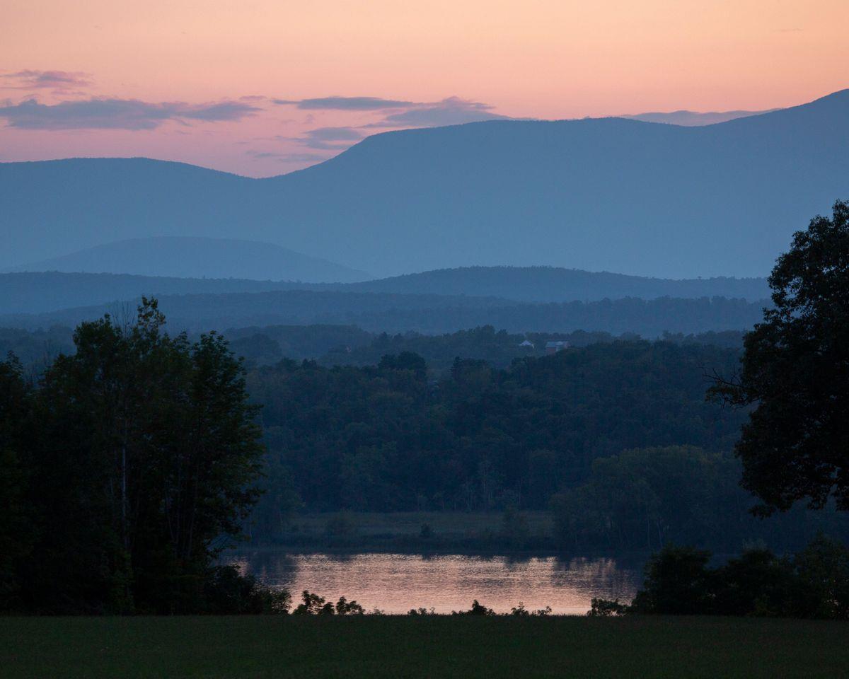 6881 Rod And Gun Road Photo 3