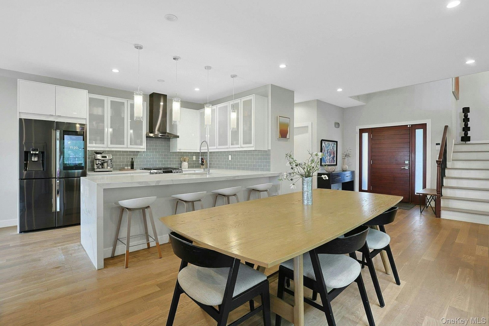 28 Rose Street #28 Photo 6