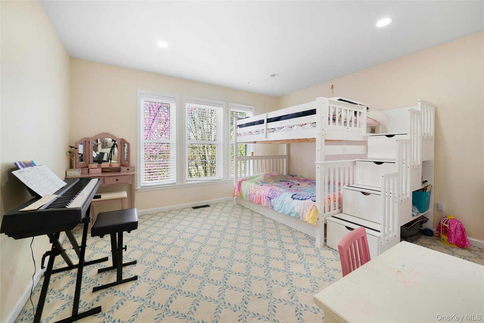 26 Bellefair Road Photo 13
